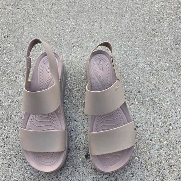 Litestride By Crocs Women’s Classic Platform Sandal in Blush Size 11 - Picture 6 of 12